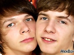 Twinks gets pleasured-Austin and Florian - Afternoon Play